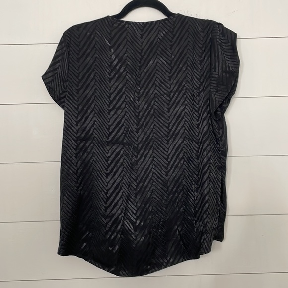 White House Black Market Jacquard Blouse - Picture 5 of 6
